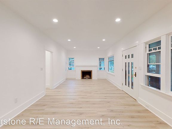 5th image of 538 N Madison Ave