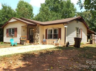 4702 Queens Rd #60, Hickory, NC 28602