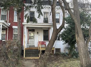 606 Kenyon St NW, Washington, DC 20010