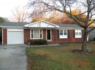 1377 Chilton Dr, Fayetteville, NC 28314