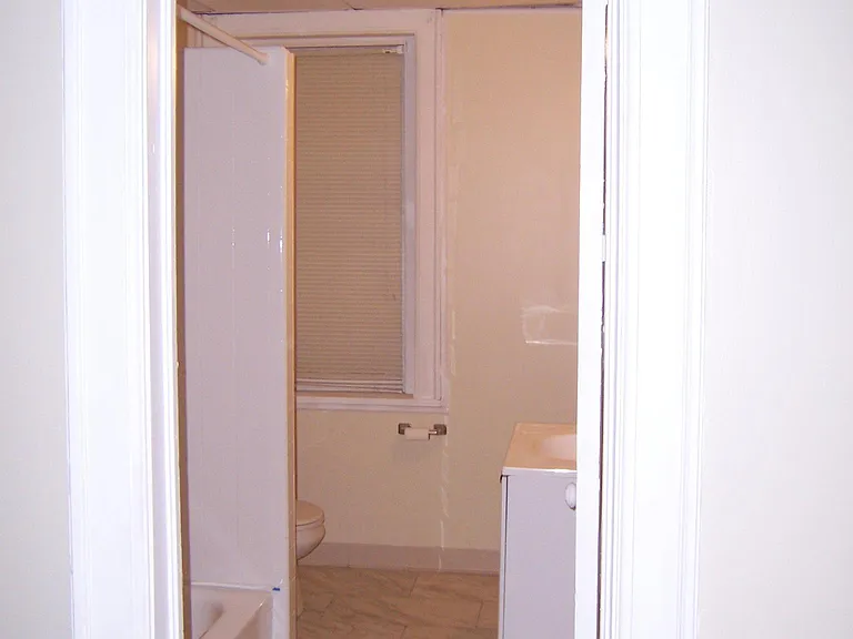 41 Lafayette Ave #3 — Photo 14