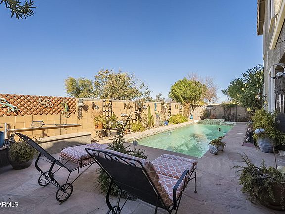 2nd image of 32974 N MADISON WAY Drive