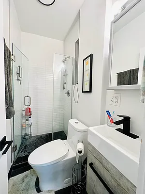 Rented by Nolita Group | media 7