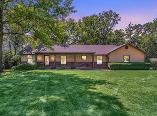 3231 Red Fox Ln, Newton, KS 67114