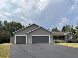 1862 MIKE LANE, Kronenwetter, WI 54455