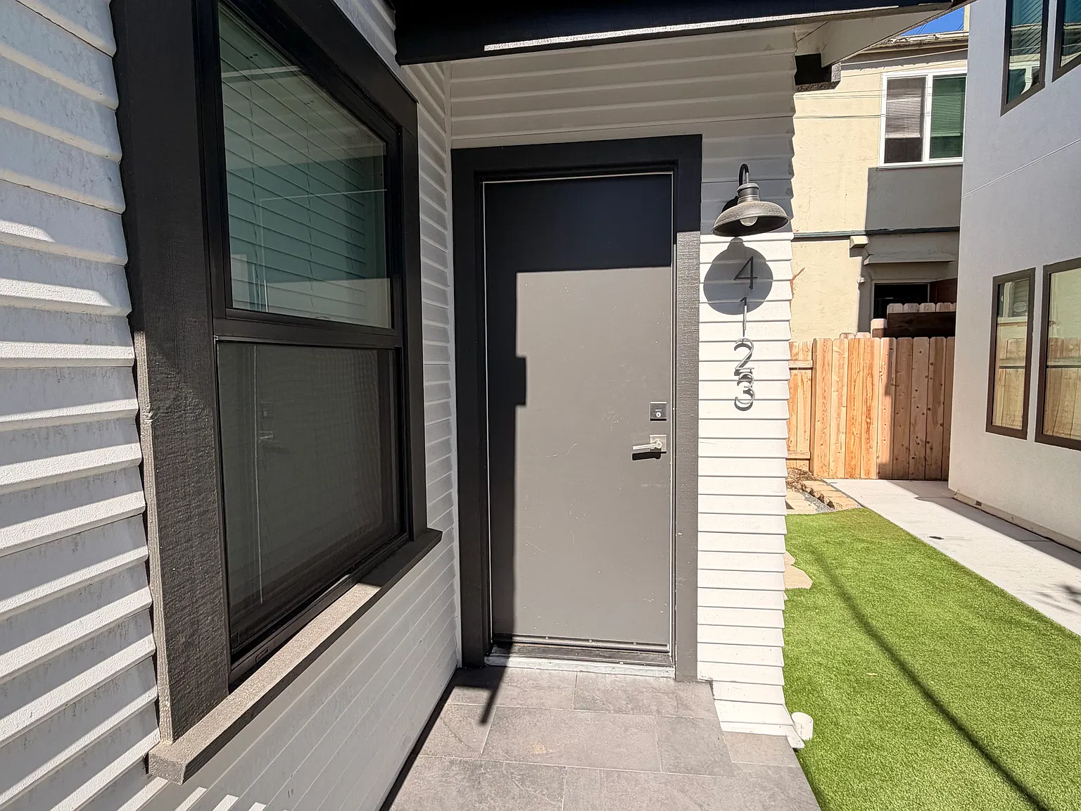 1 bed, 470 sqft, $2,595 — Photo 2