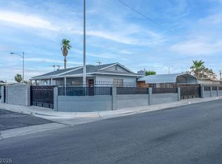 5185 Sun Valley Dr, Las Vegas, NV 89122