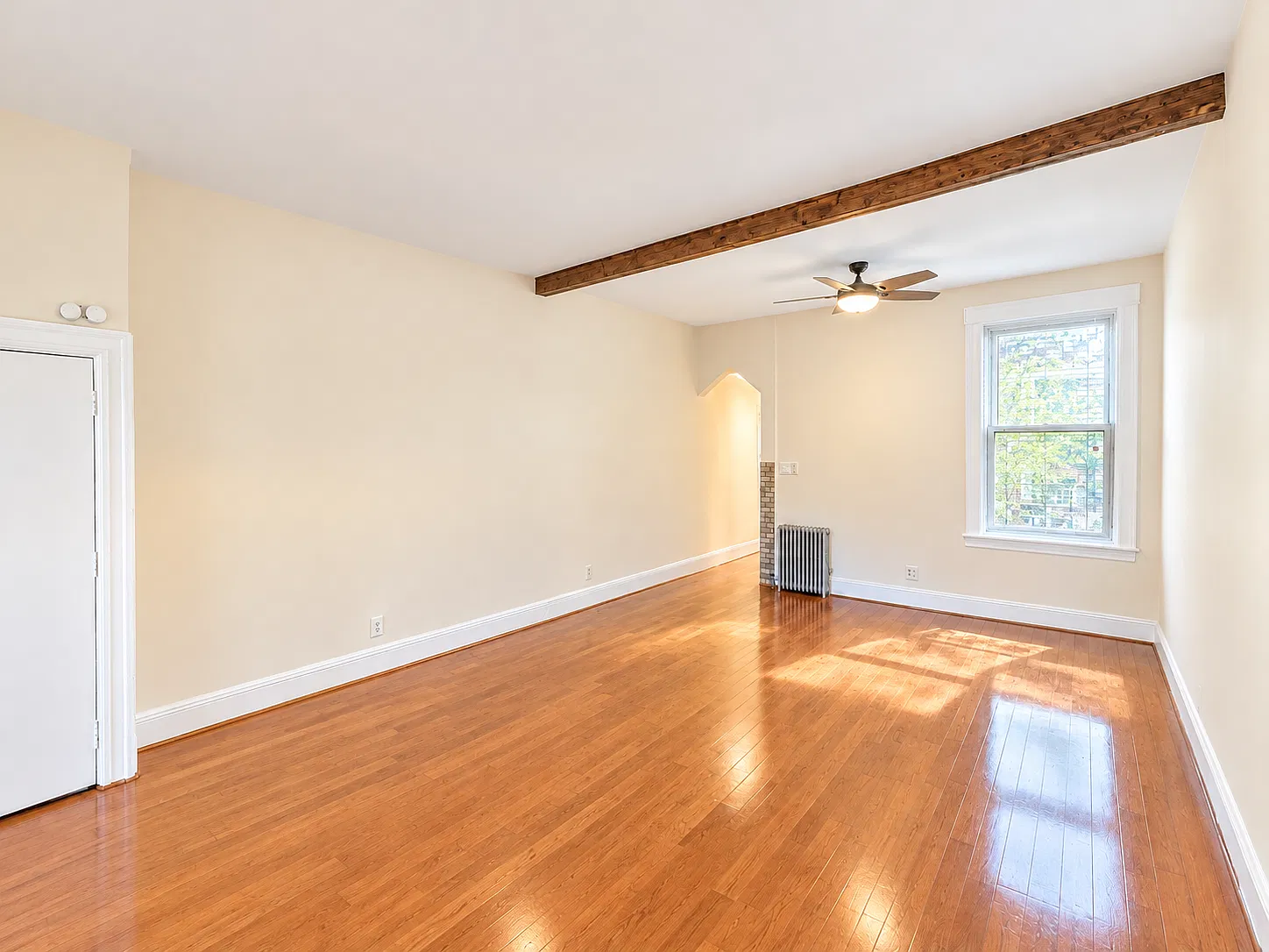 71-27 Fresh Pond Road — Photo 4