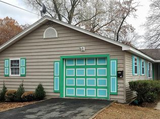 37 Blodgett St, Springfield, MA 01108