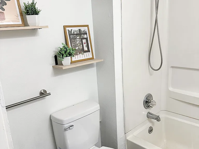2600 Kingman Blvd #21 — Photo 17
