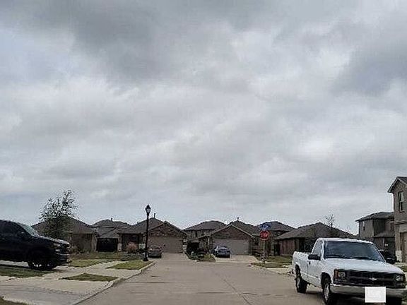 4th image of 3708 Pronghorn Ln