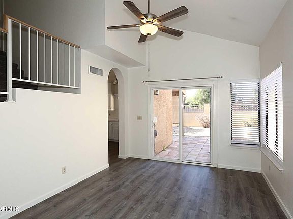 4th image of 15624 N 51st St