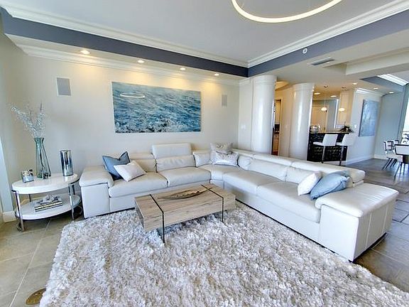 4th image of 721 Pensacola Beach Blvd Unit 401