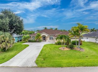 138 Broadmoor Ln, Rotonda West, FL 33947
