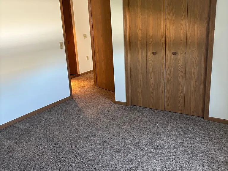 W1087 Lewis Ln — Photo 11