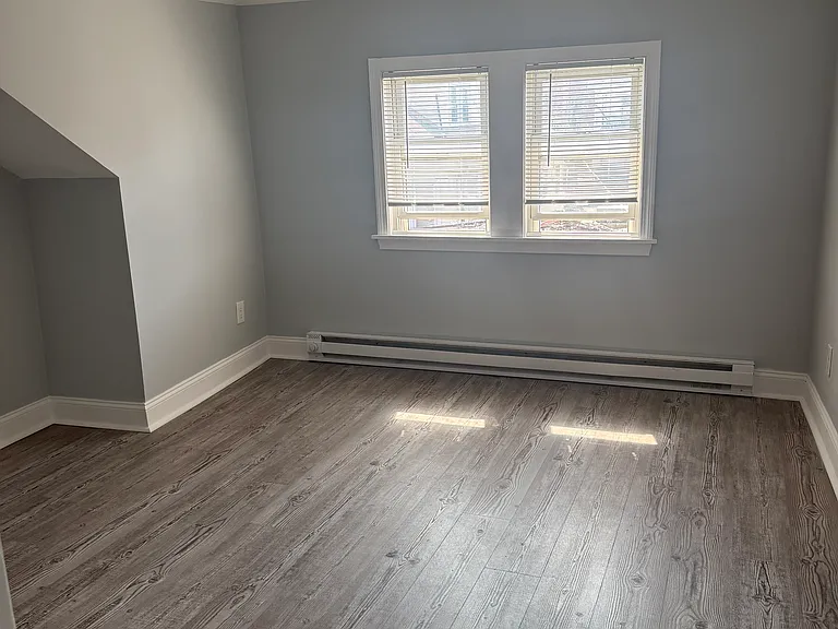 1269 Broad St #3 — Photo 6