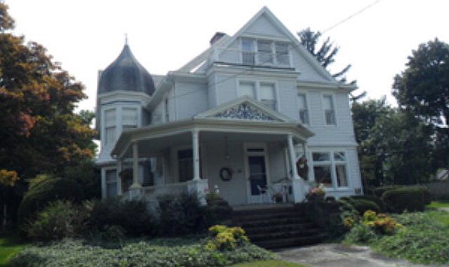 1st image of 54 Marvin Ave