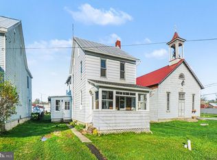 14 Chapel Dr, Kutztown, PA 19530