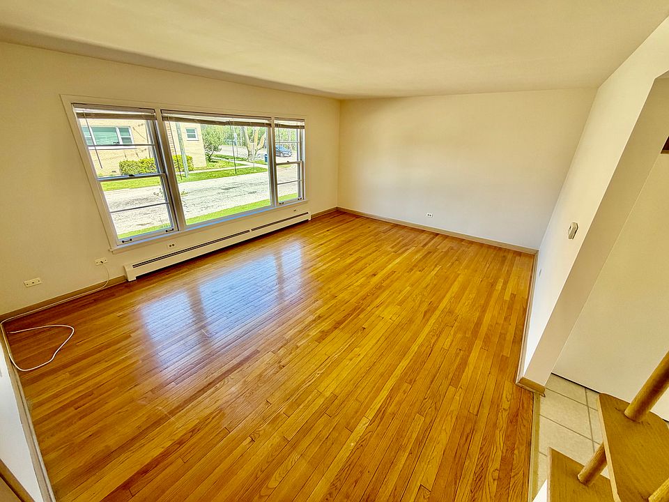 1st image of 6801 W Sunnyside Ave APT 1E