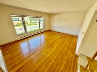 6801 W Sunnyside Ave APT 1E, Harwood Heights, IL 60706