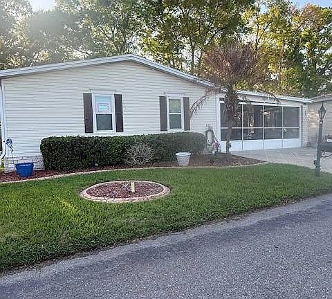 2nd image of 623 Tulip Cir W
