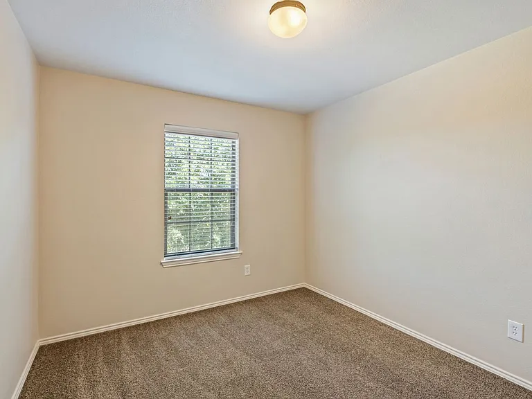 341 Orbit Dr — Photo 13