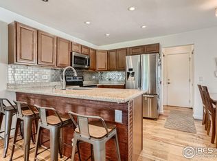 2416 S Vaughn Way APT A, Aurora, CO 80014
