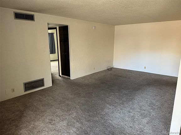 4th image of 805 29th Street #362