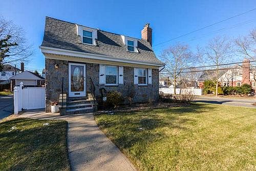 1st image of 7304 184th St