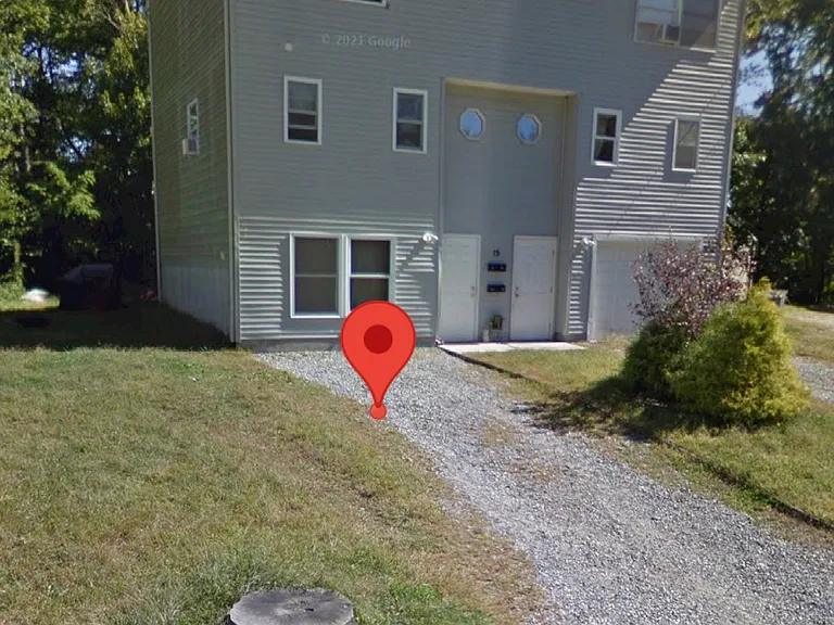 15 Hillcrest St #A — Photo 2