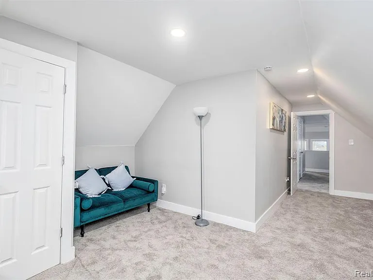 2513 Concord St — Photo 25