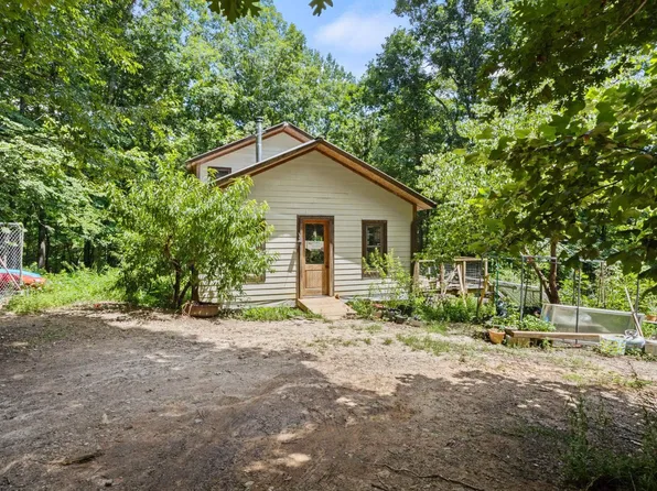 338 Little Crowe Creek Rd, Pickens, SC 29671