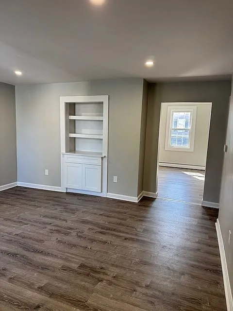 3 bed, 1375 sqft, $2,900 — Photo 4