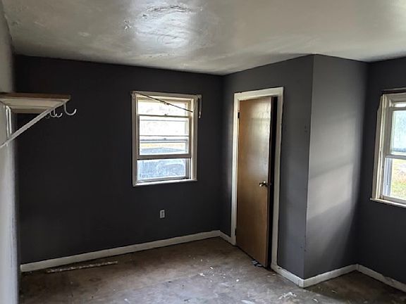 2nd image of 2949 Fox Bridge Rd