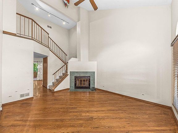 3rd image of 1540 Apple Grove Ln