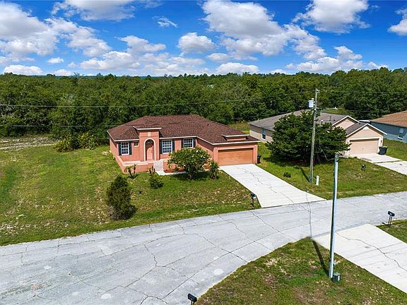 4th image of 457 Rio Grande Ln