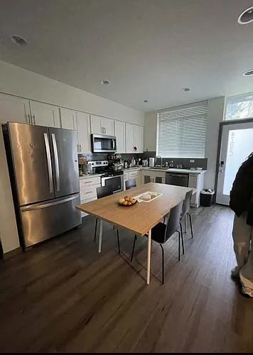 4703 9th Ave NE #202 Photo 1