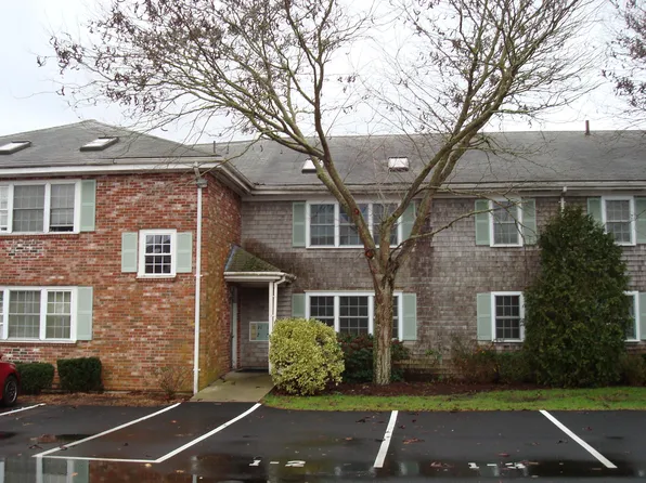 56 Center Street #1-03, Dennis Port, MA 02639
