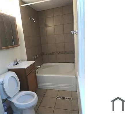 2308 Logan St — Photo 6