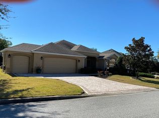 596 Cokesbury Dr, The Villages, FL 32162