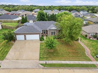 5704 Redwing Dr, Columbia, MO 65202