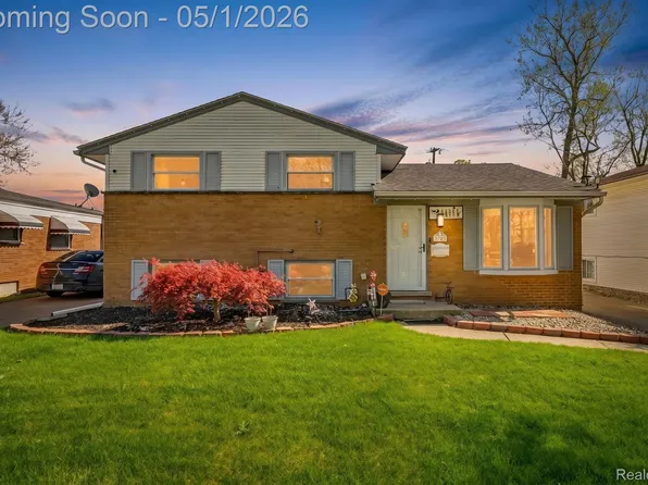 9749 Sylvester St, Taylor, MI 48180