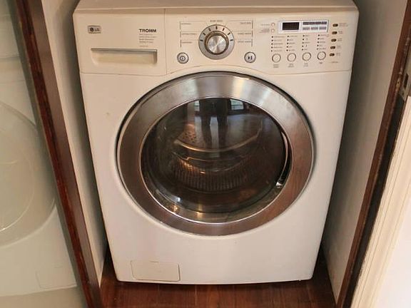 3rd image of 343 E 30th St APT 4M