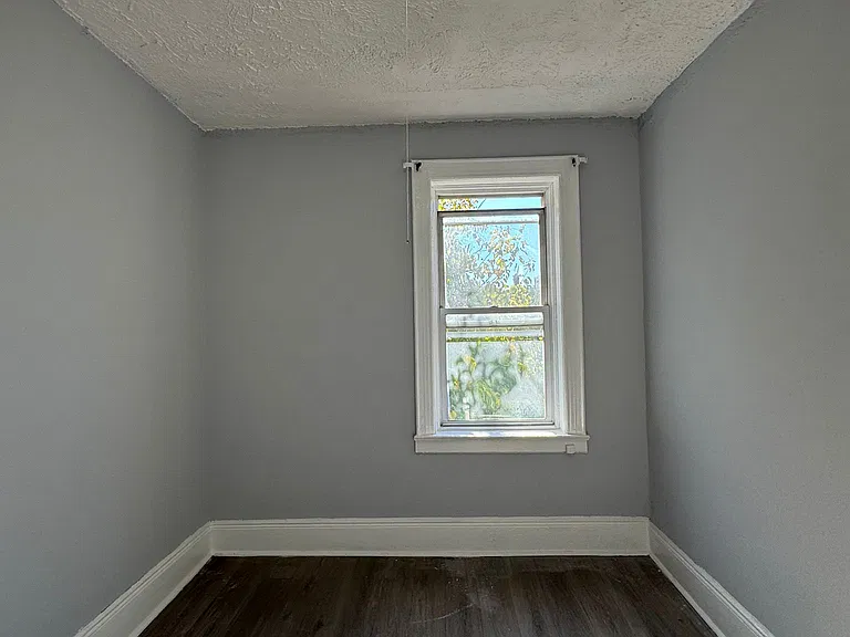 351 Forrest #2L — photo 6 of 9