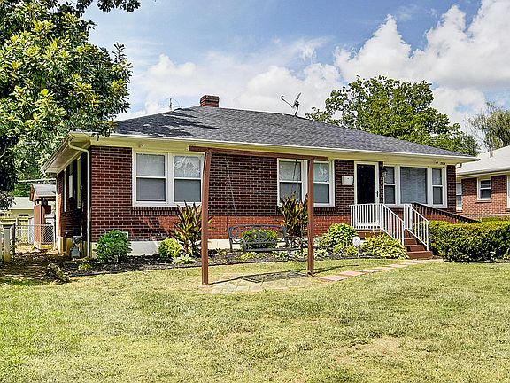 2nd image of 3526 Huon Dr