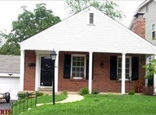 8913 White Ave, Saint Louis, MO