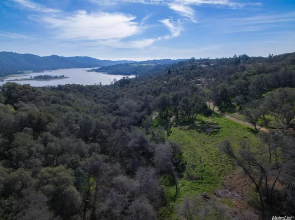 3420 N Lakeshore Blvd, Loomis, CA 95650