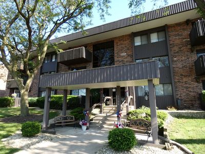 1504 Woodbridge Rd APT 1E, Joliet, IL, 60436