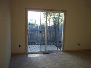 2nd image of 1583 8th St NE