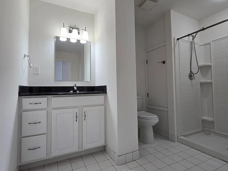 4368 Cresson St #302 — Photo 12